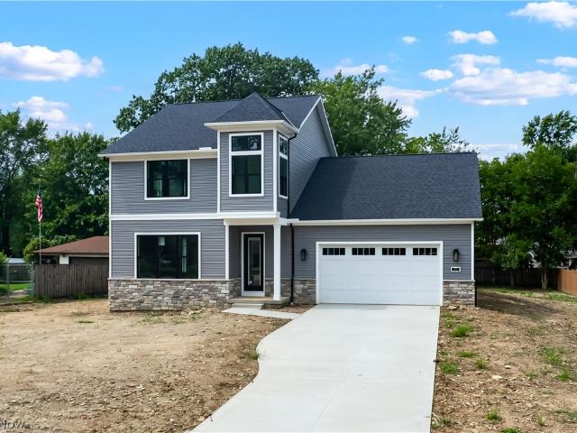 House for sale in Middleburg, Ohio