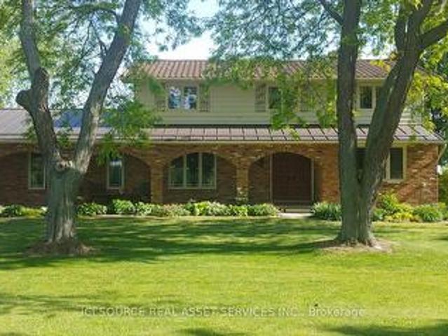 House for sale in Chatham–kent, Ontario