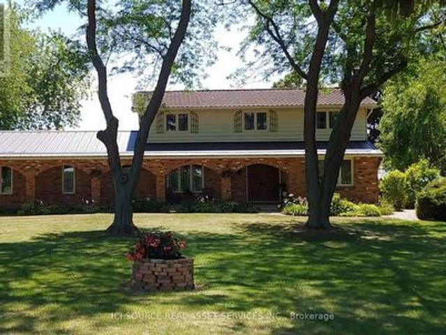 House for sale in Chatham–kent, Ontario