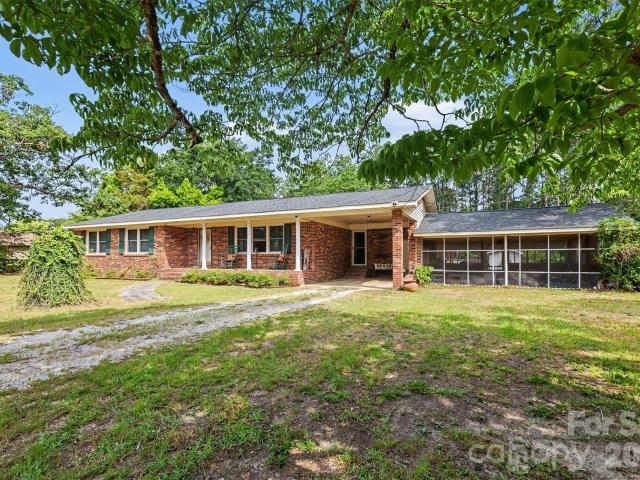 House for sale in Kershaw, South Carolina