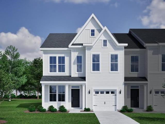 Townhouse for sale in Leland, North Carolina