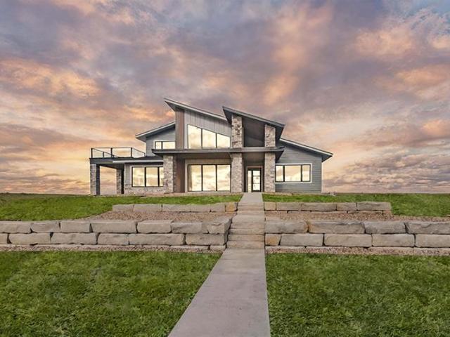House for sale in Wentworth, Lake County