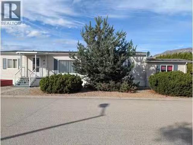 House for sale in Oliver, British Columbia
