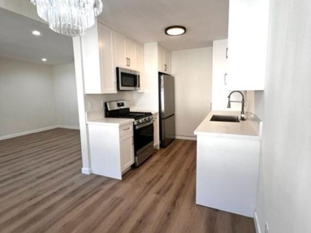 Apartment for rent in Glendale, California