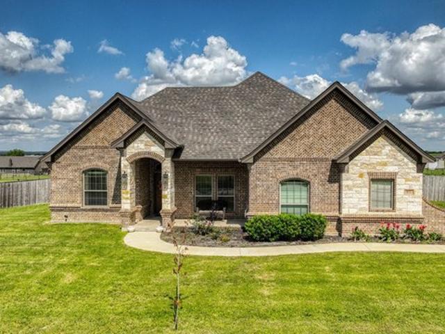 House for sale in Wise, Texas