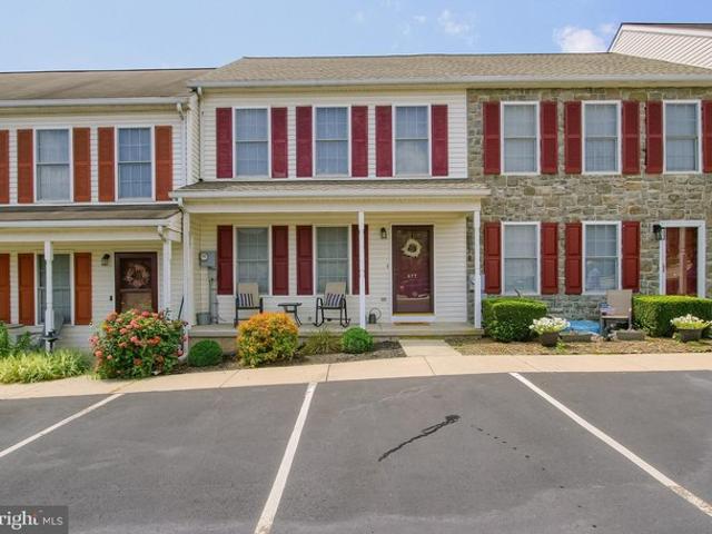 Townhouse for sale in Mount Joy, Pennsylvania