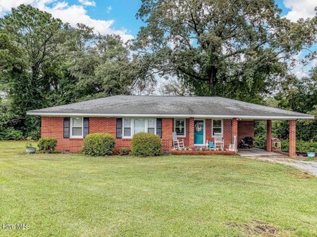 House for sale in Pikeville, North Carolina