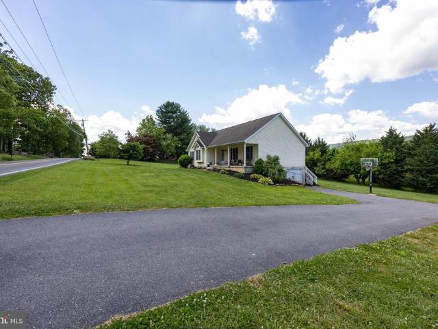 House for sale in Falling Waters, West Virginia