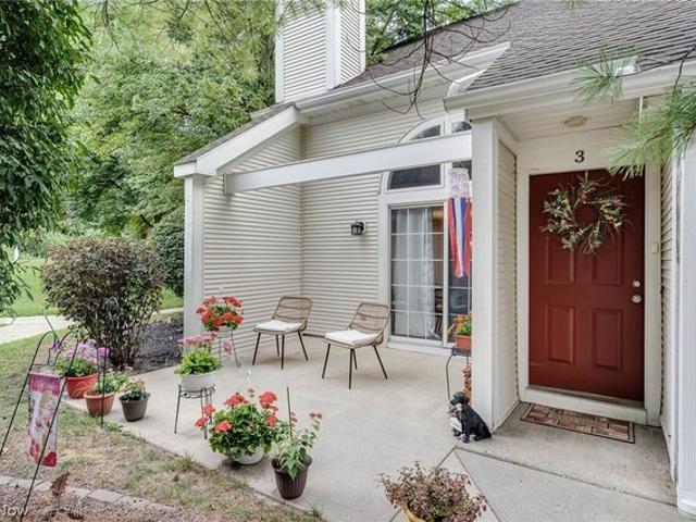 Condo for sale in Canfield, Mahoning County