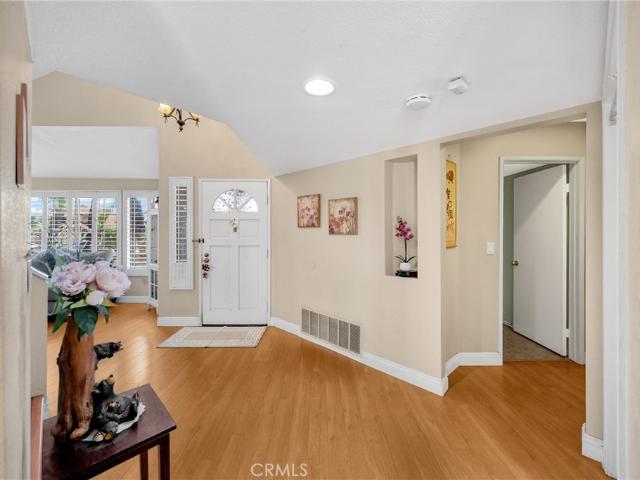 House for sale in Alta Loma, Alta
