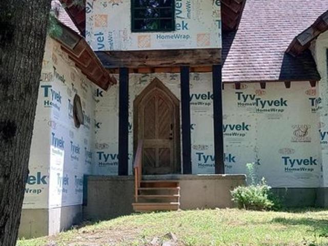 House for sale in Chestertown, New York