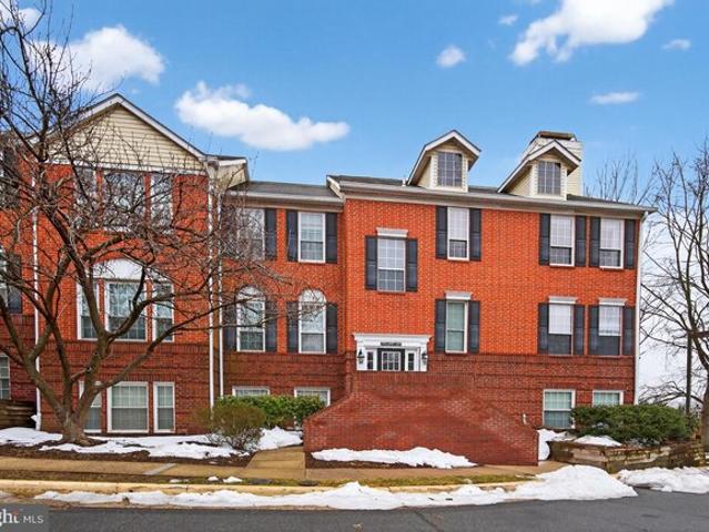 Condo for sale in Virginia