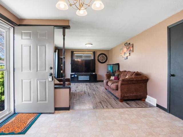 House for sale in Ashwaubenon, Wisconsin