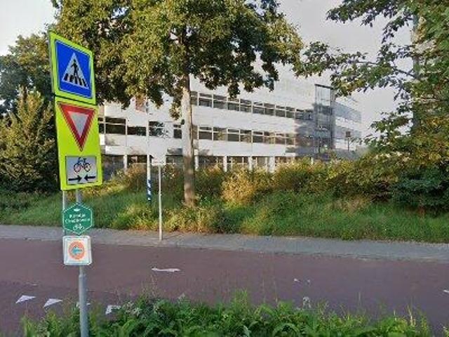 Bedrijfspand te huur in De Hurk, Eindhoven
