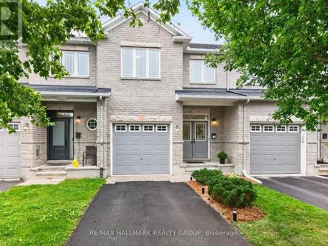 House for sale in Chapel Hill South, Ottawa