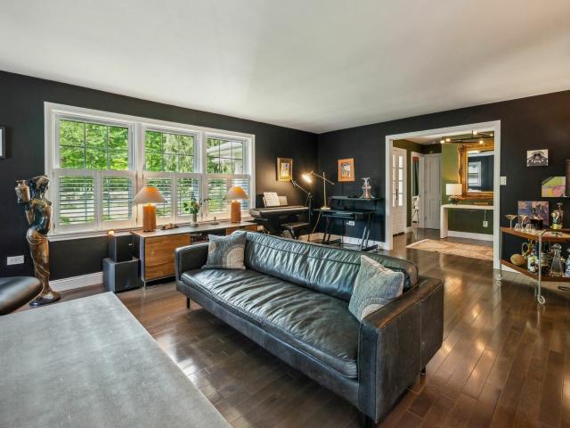 House for rent in Summit