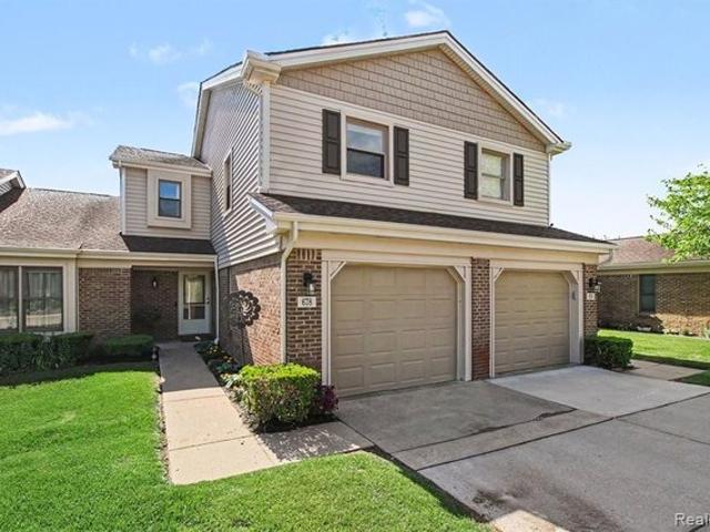 Townhouse for sale in Uptown Village at Milford, Milford Charter Township