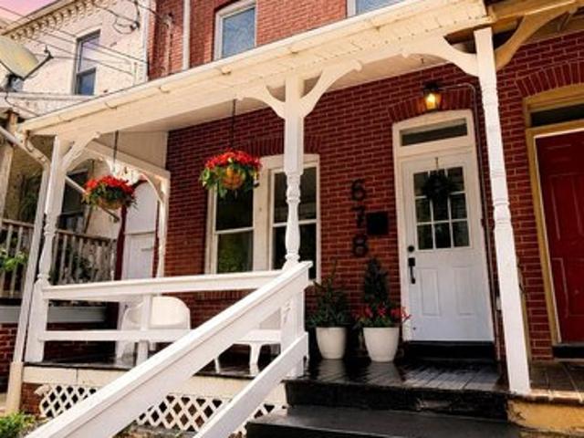 Townhouse for sale in Lancaster, Pennsylvania