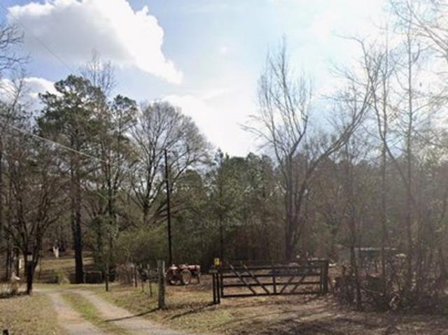 Land for sale in Elmore, Alabama