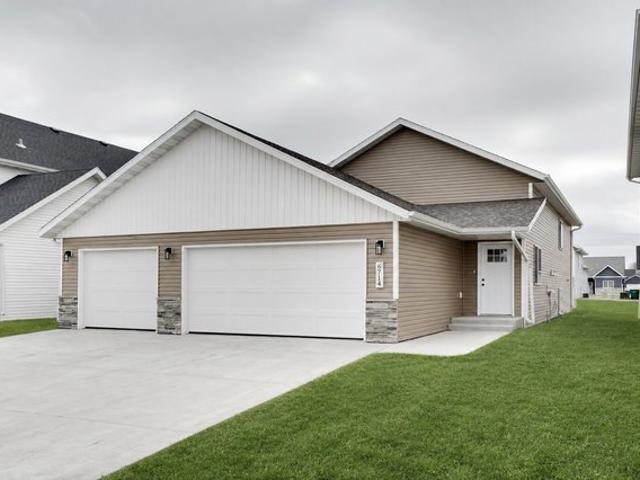 House for sale in Horace, North Dakota