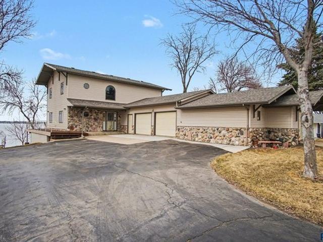 House for sale in Wentworth, South Dakota