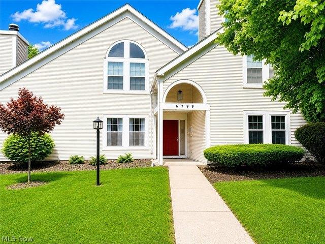 Condo for sale in Canfield, Ohio
