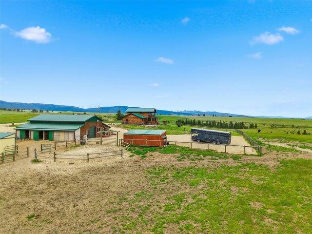 House for sale in Ravalli, Montana