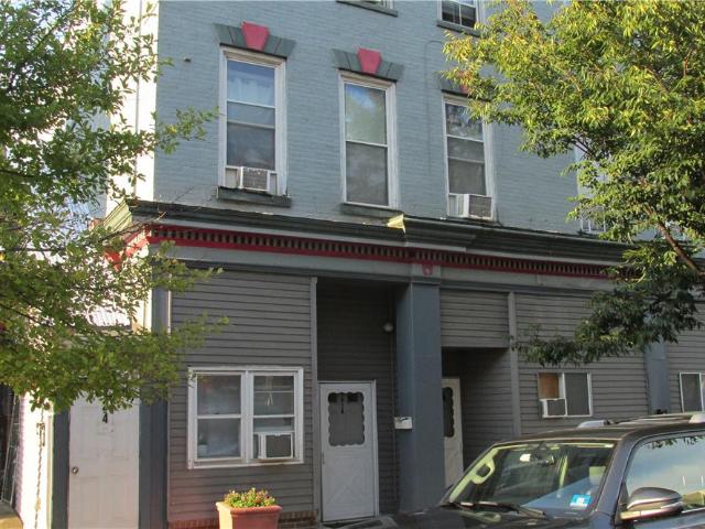 House for sale in Easton, Pennsylvania