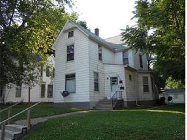 House for rent in Indian Hills, Davenport