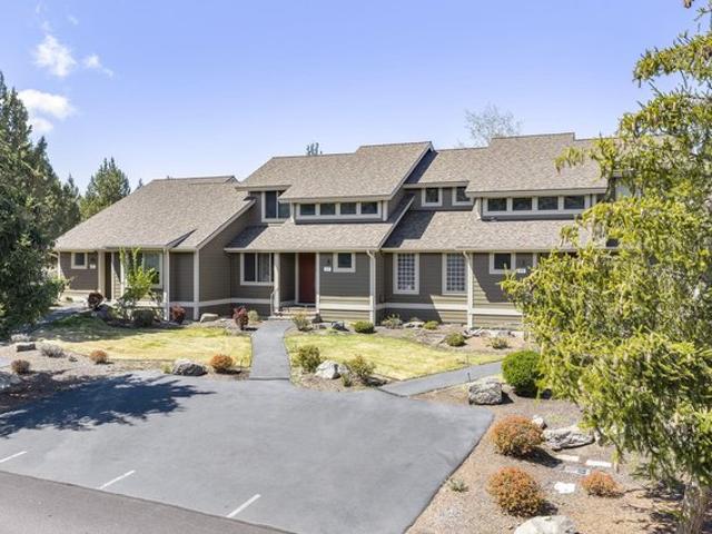 Townhouse for sale in Oregonia
