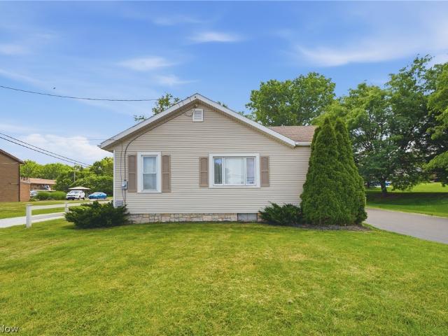 House for sale in Summit, Ohio
