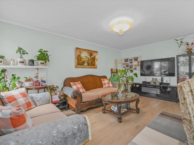 House for sale in Queens, Arverne