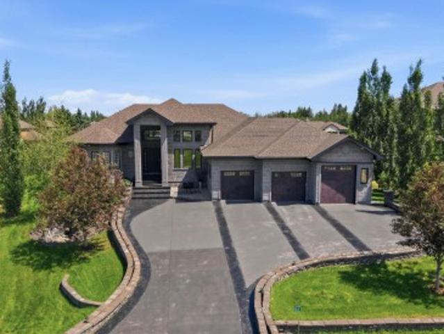 House for sale in Alberta