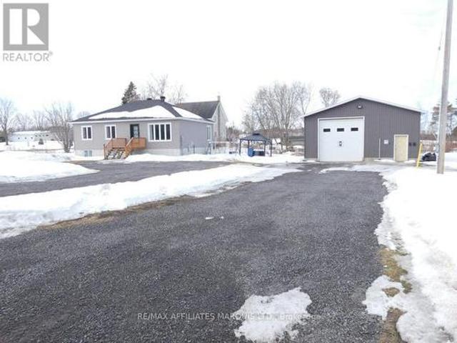 House for sale in North Stormont, Ontario