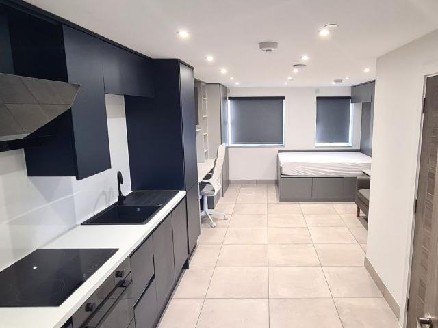 Studio for rent in Hillfields, West Midlands