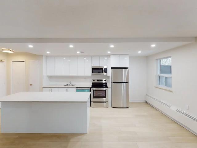 Apartment for rent in Pickering Village, Ajax
