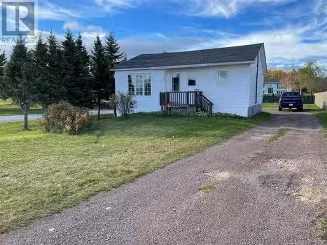 House for sale in Botwood, Newfoundland And Labrador