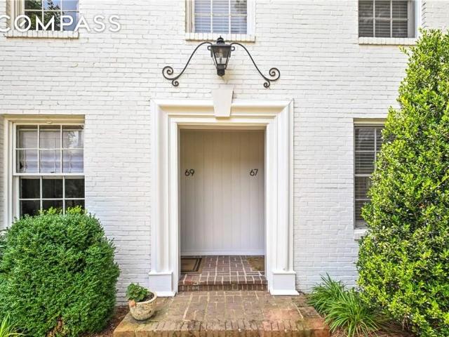Townhouse for sale in Atlanta