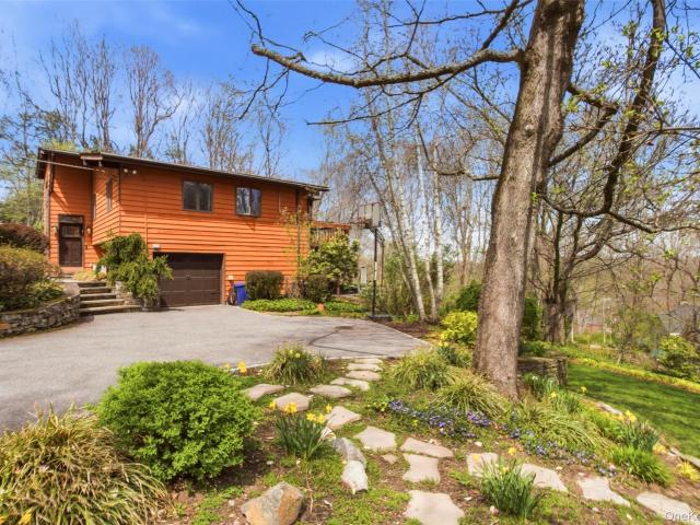 House for sale in Amawalk, New York