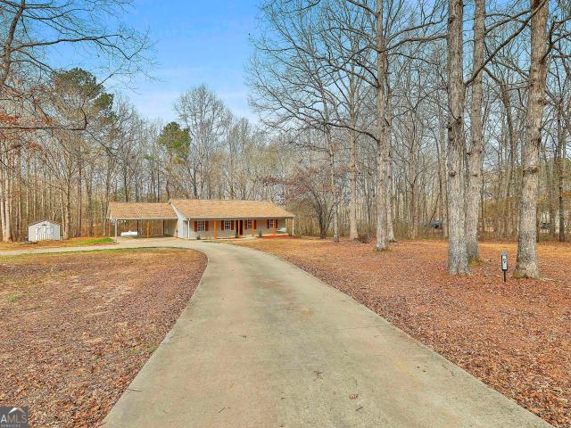 House for sale in Zebulon, Georgia