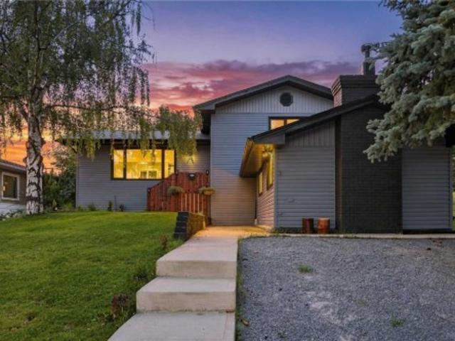 House for sale in Fairview, Calgary