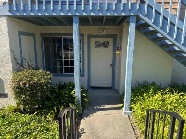 Condo for sale in Glenwood, Hercules
