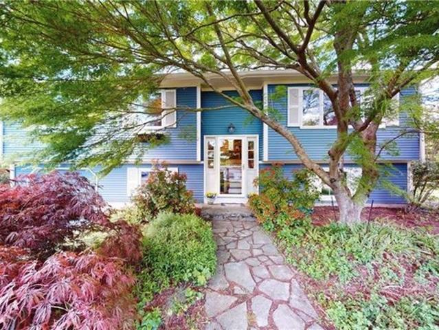 House for sale in North Kingstown, Rhode Island