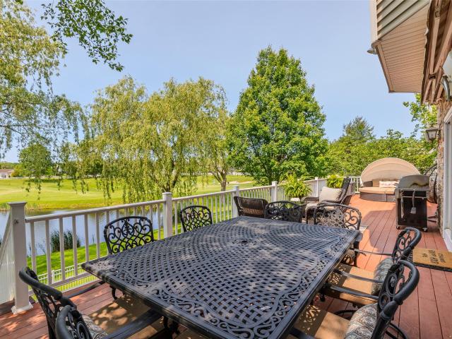 Condo for sale in Mount Sinai