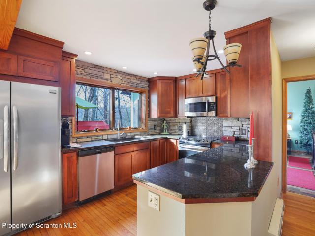 House for sale in Newfoundland, Pennsylvania