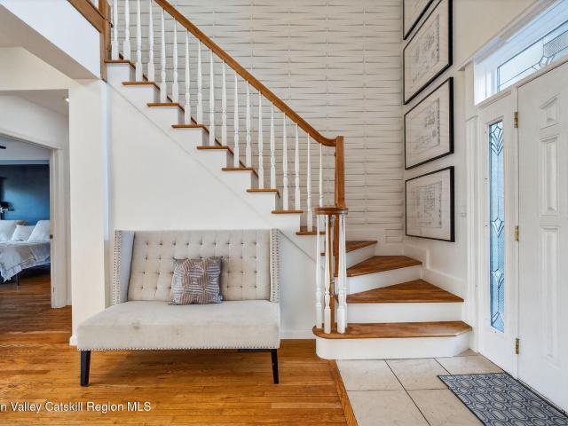 House for sale in Village of Saugerties, Bloomington