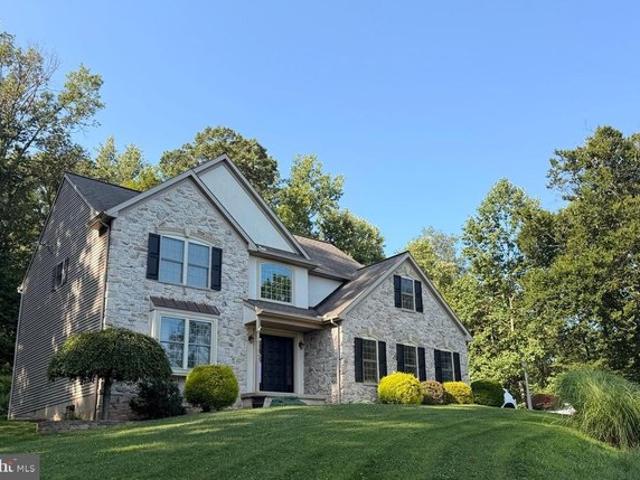 House for sale in Stevens, Pennsylvania