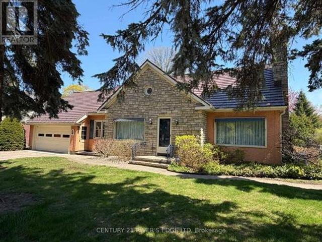 House for sale in Brockville, Ontario