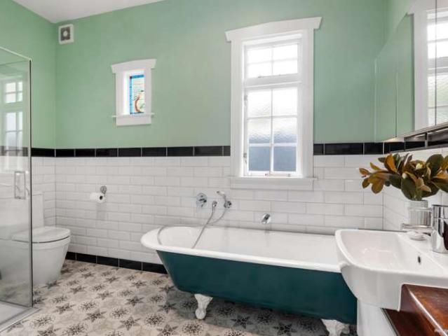 House for sale in Westmere