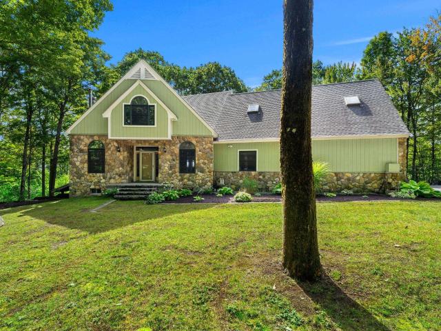 House for sale in South Newbury, Newbury